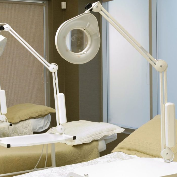 In-Person and Hands-On Esthetician Classes | Estelle.edu What is an esthetician