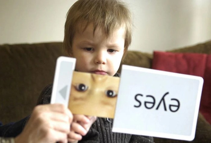 Brain, behavior distinguish autism from language delay | Spectrum | Autism Research News Pragmatic speech delays in autism