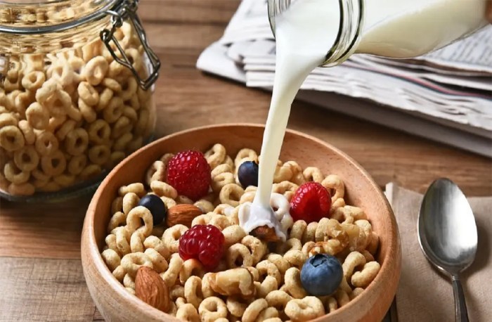 Purine Food Chart - Purine levels per 100 g | Food charts, Diet food chart, Uric acid food Foods with more protein than chicken