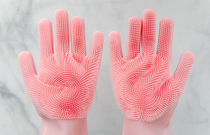 Silicone hydrogel contact lenses