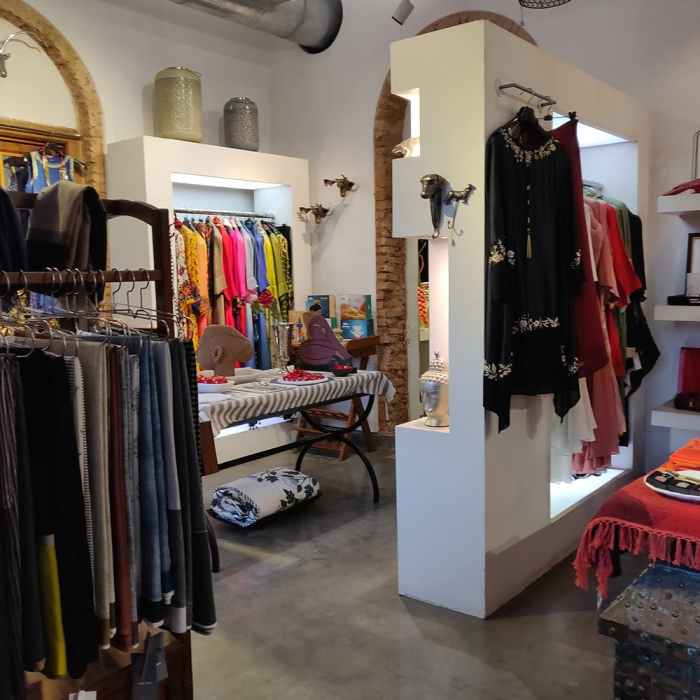 Make a big buzz with quiet luxury in Kolkata's fashion boutique ... What is boutique medicine a concierge doctor practice