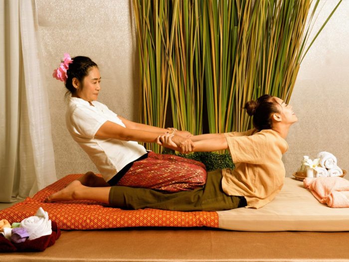 Massage therapy helps relieve pain